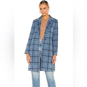 Cupcakes and cashmere Robyn coat in coronet blue size medium